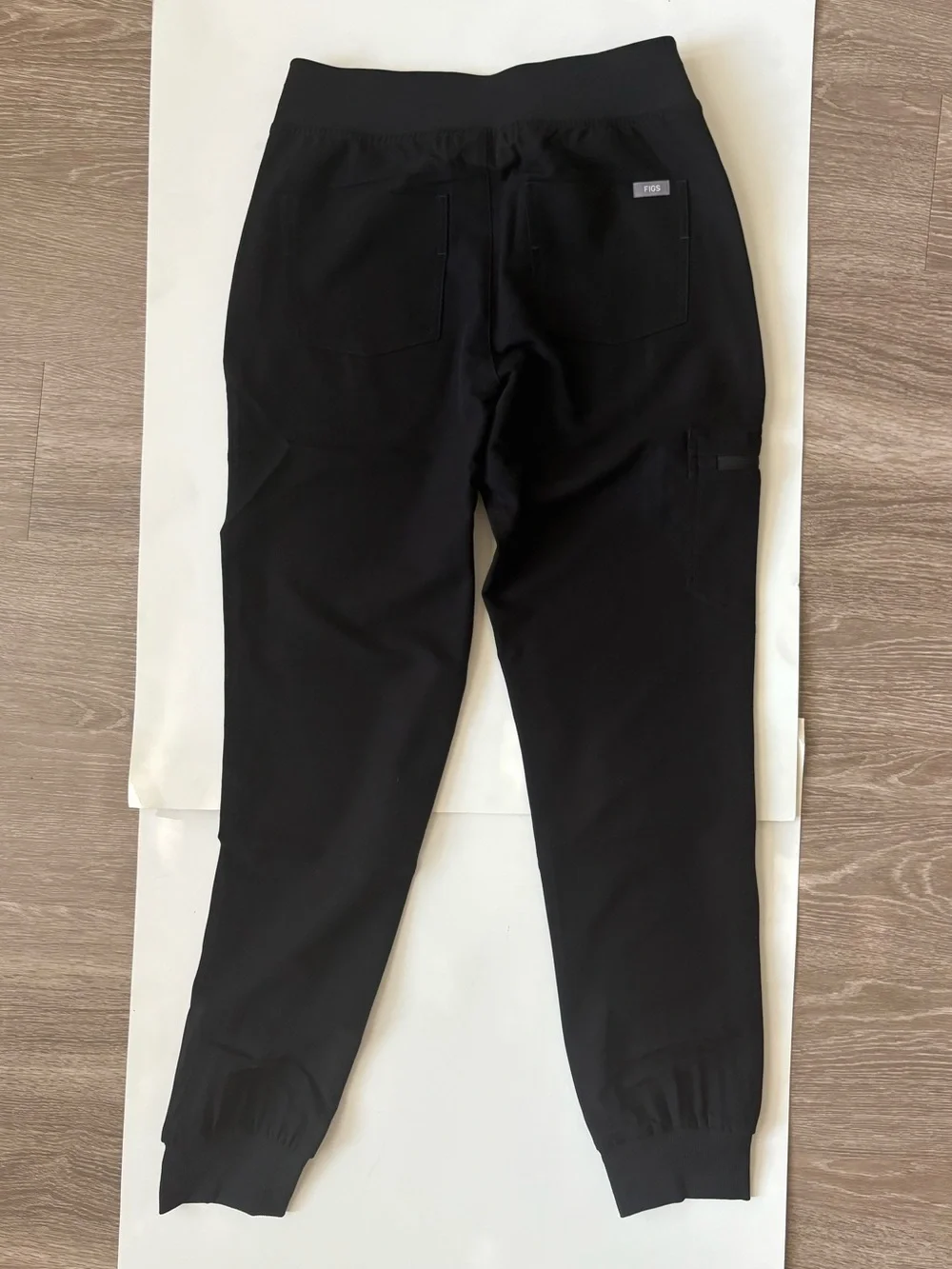 Figs High Waisted Zamora Jogger Scrub Pants™ // Size XS Regular - Picture 4 of 4